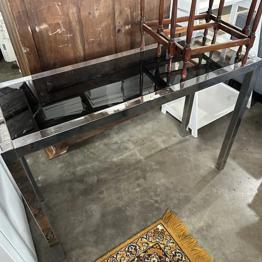 Hall table black glass top Image 1++