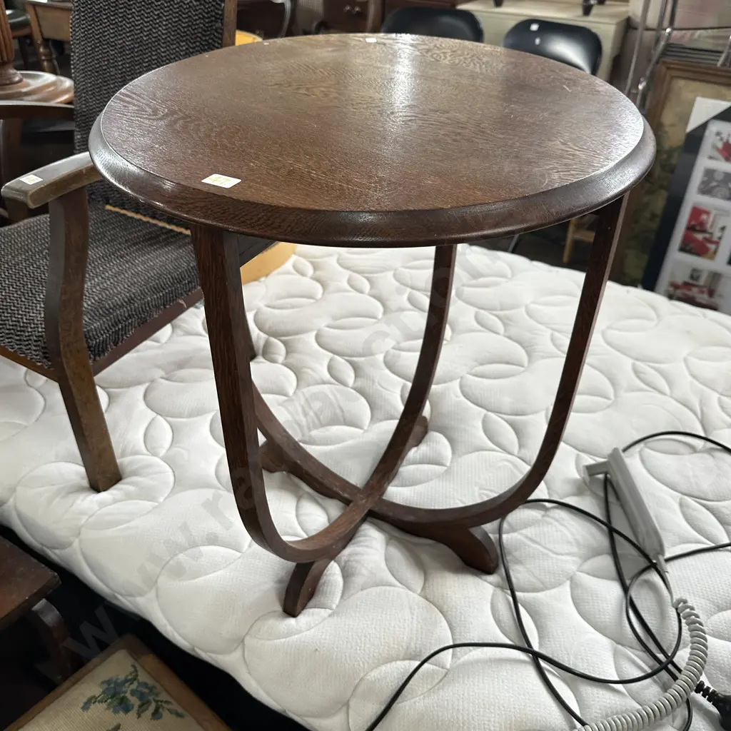 Art deco side table Image 1++