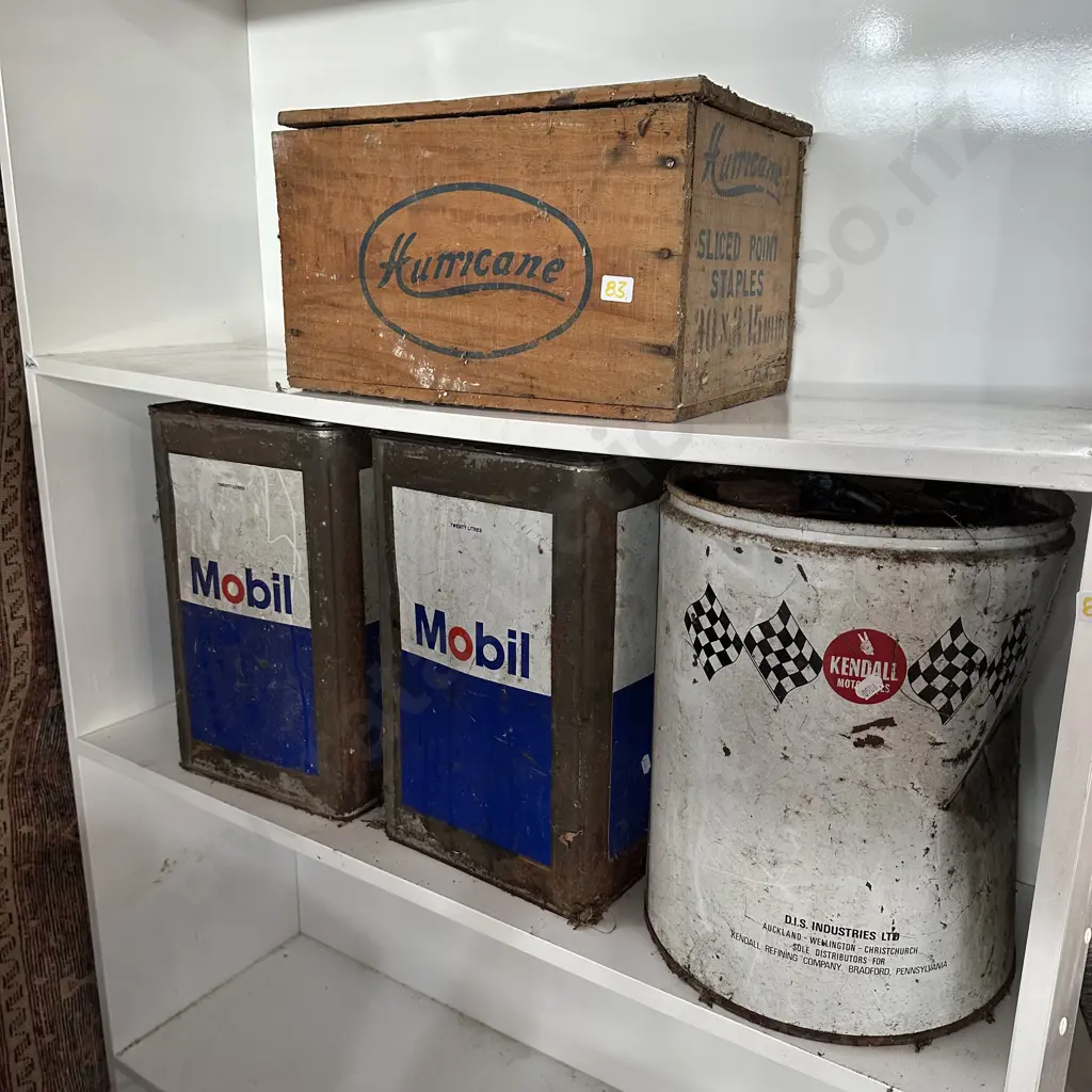 Oil cans etc Image 1++