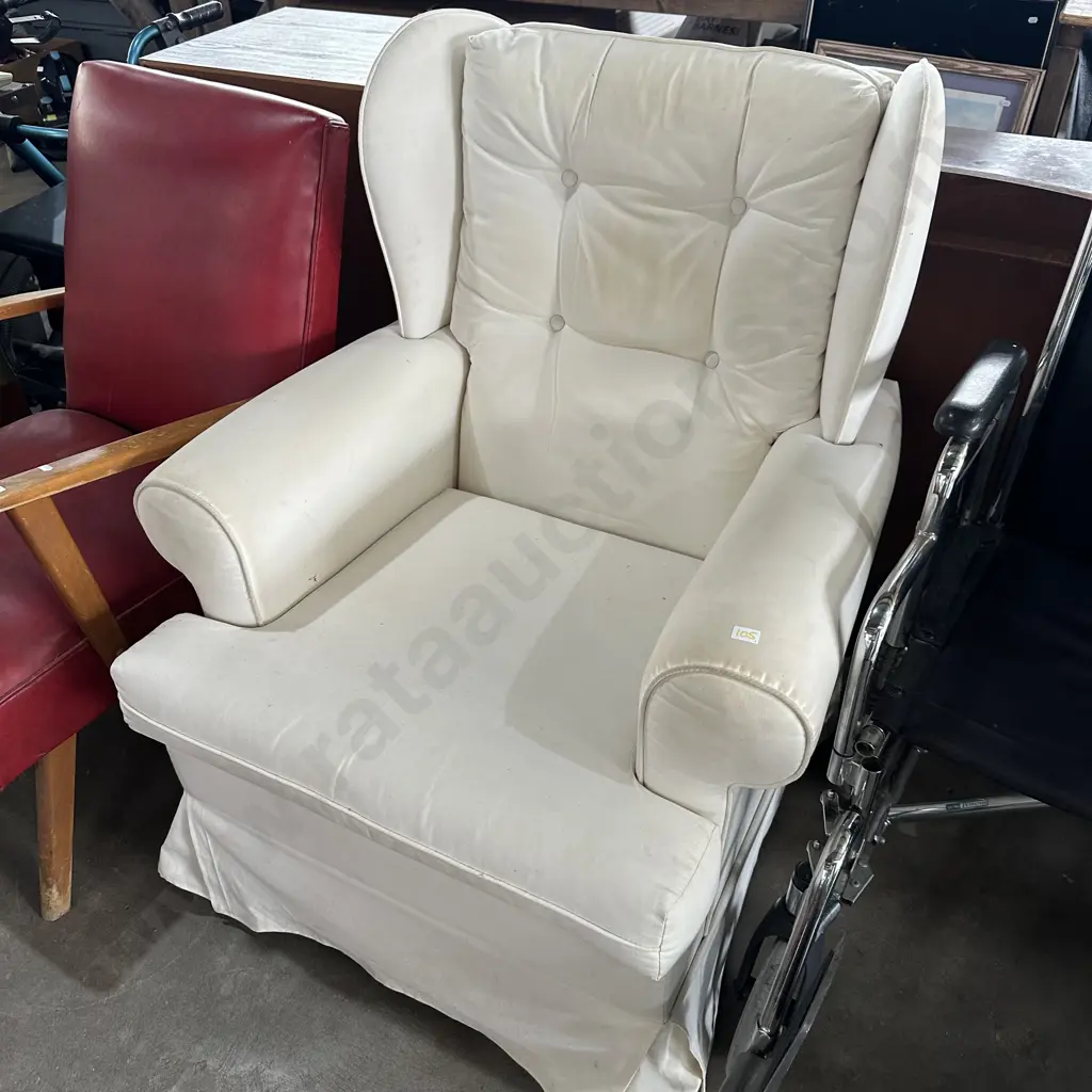 Lounge chair Image 1++