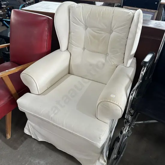 Lounge chair