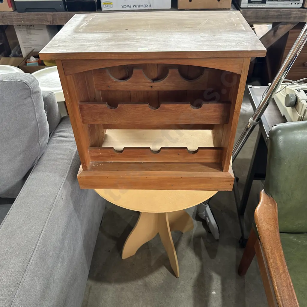 Rimu wine rack and side table Image 1++