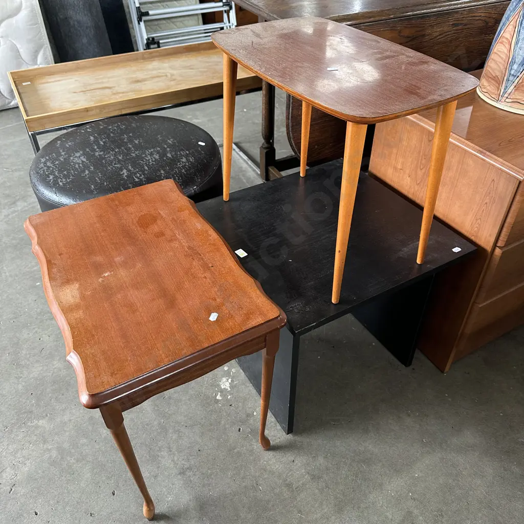 3 side tables Image 1++
