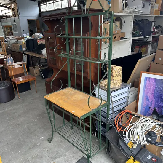 Bakers stand