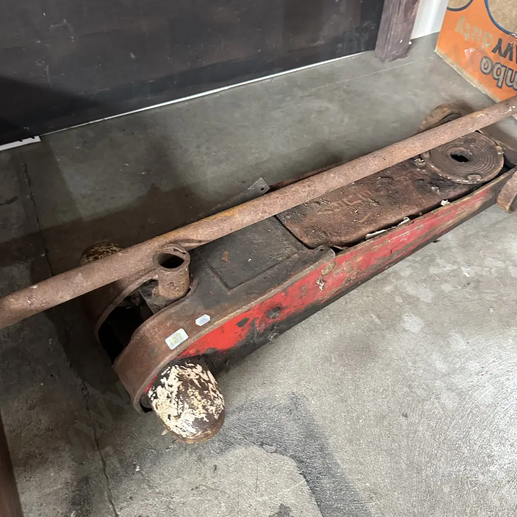 Large trolley jack Image 1++