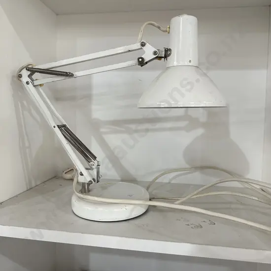 Angle poise lamp