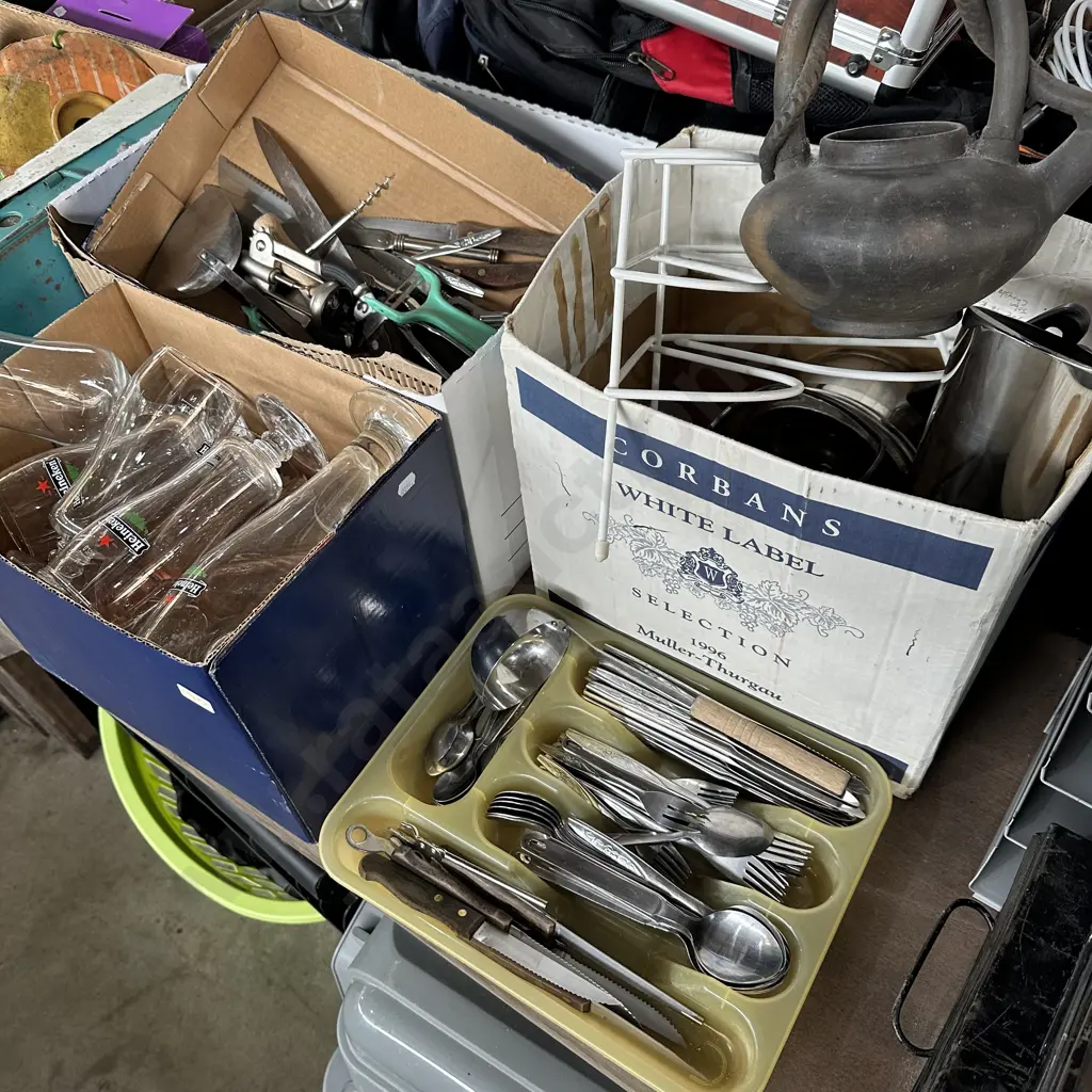 Cutlery tray and 3 box lots Image 1++