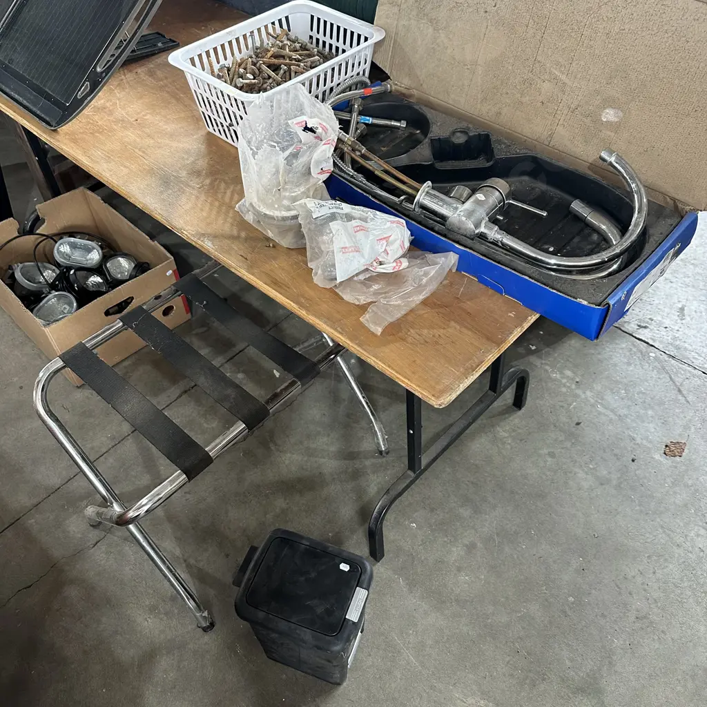 Taps and hardware, suitcase stand and bin Image 1++