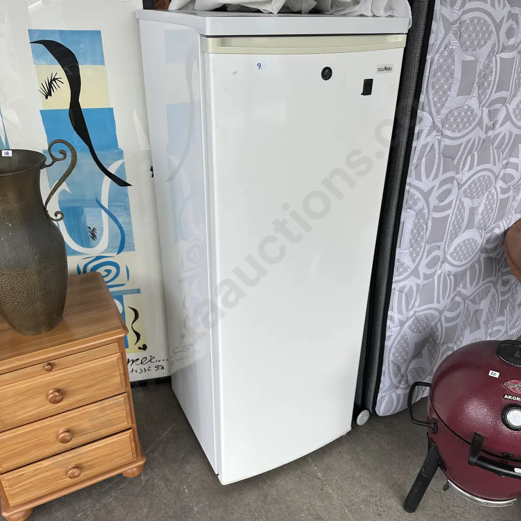 Fridge & office chair Image 1++