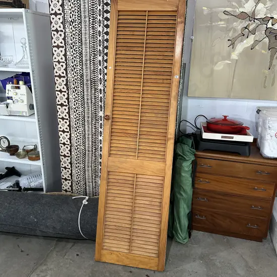 Louver door