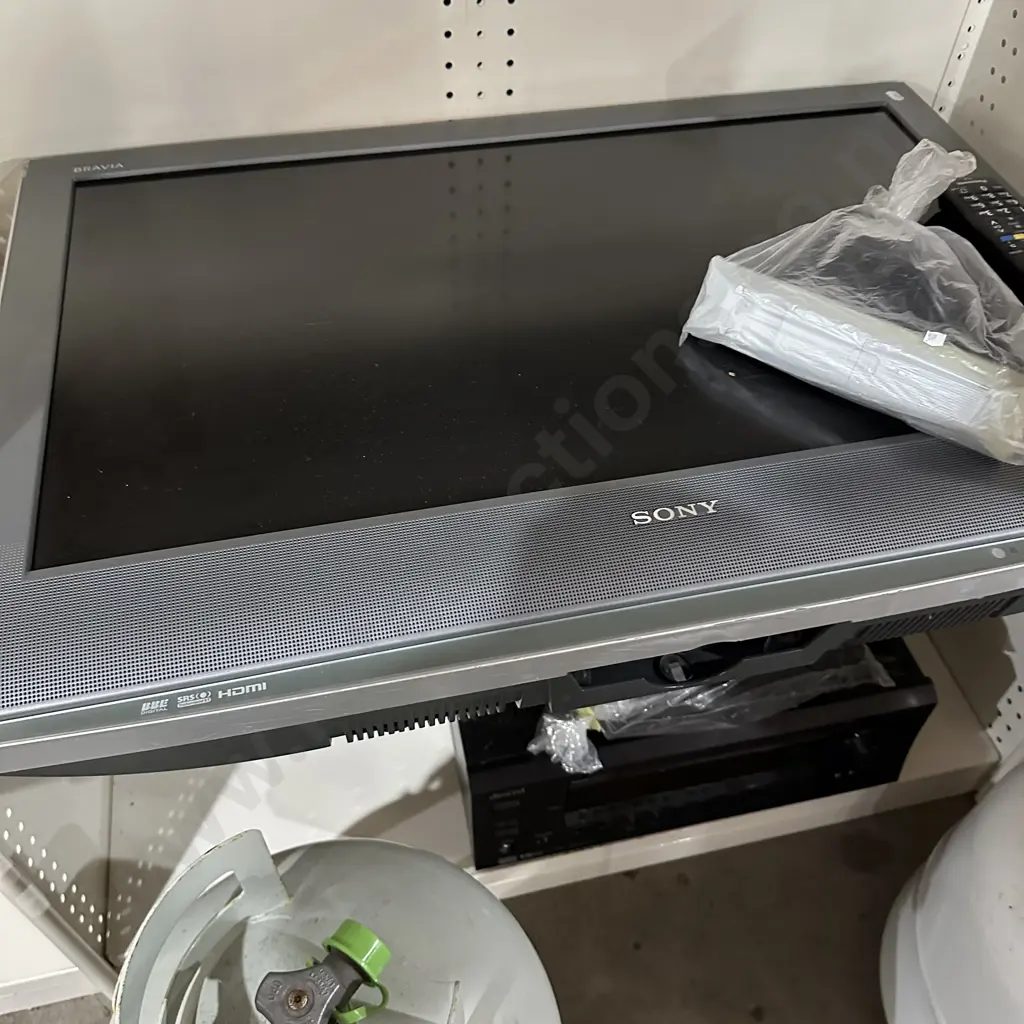 Sony TV and Onkyo system ( 1 channel not working) Image 1++