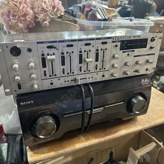 Stereo gear