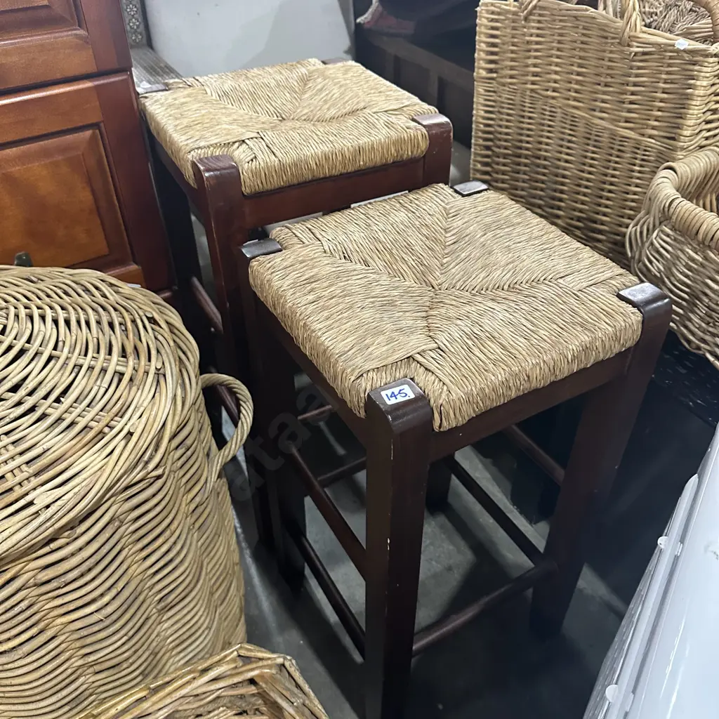 Pr stools Image 1++