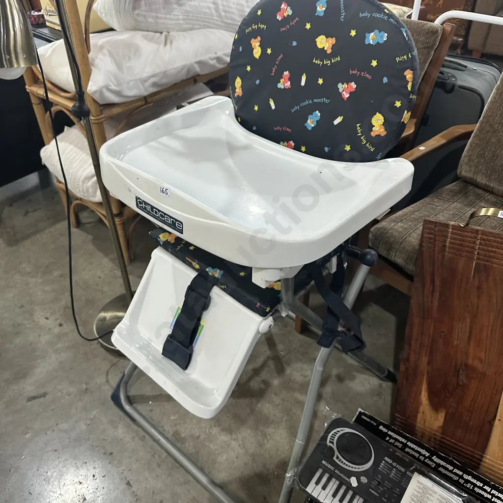 Highchair Image 1++