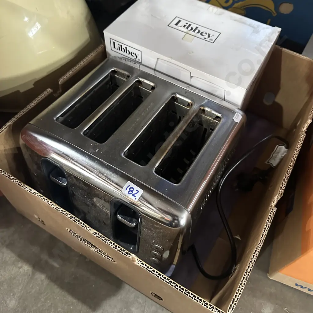 Toaster and wine glasses Image 1++