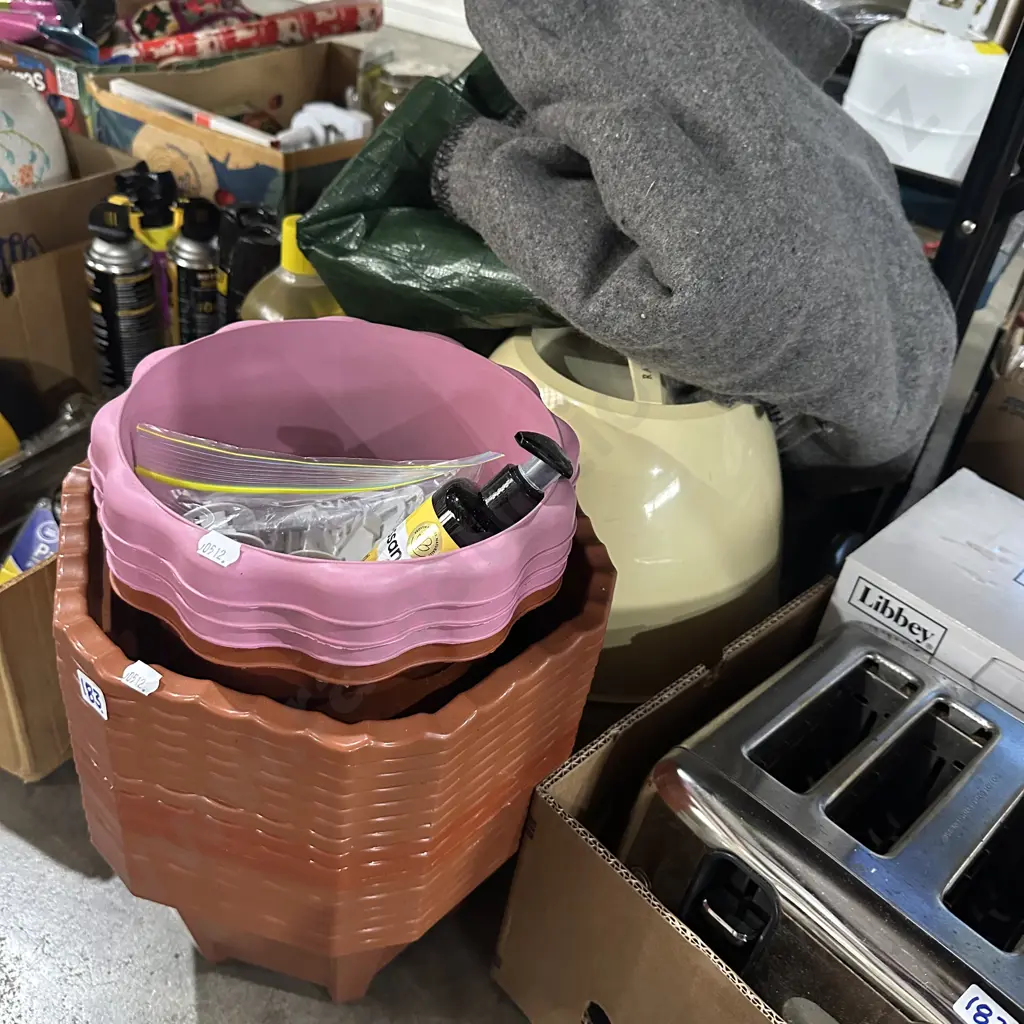 Plastic planters, blanket, tarp, hairdryer etc Image 1++