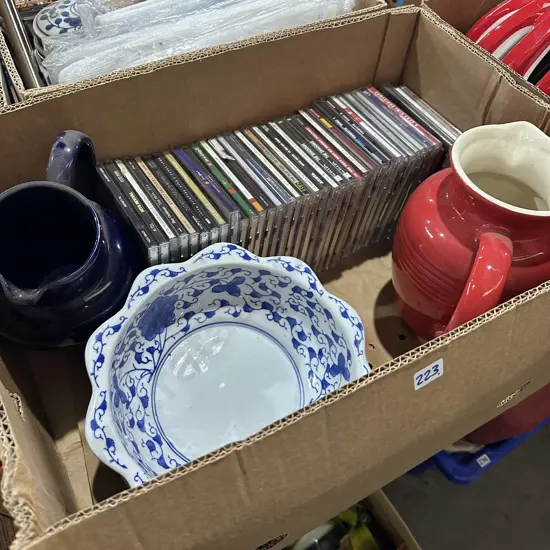 Jugs, bowl CDs