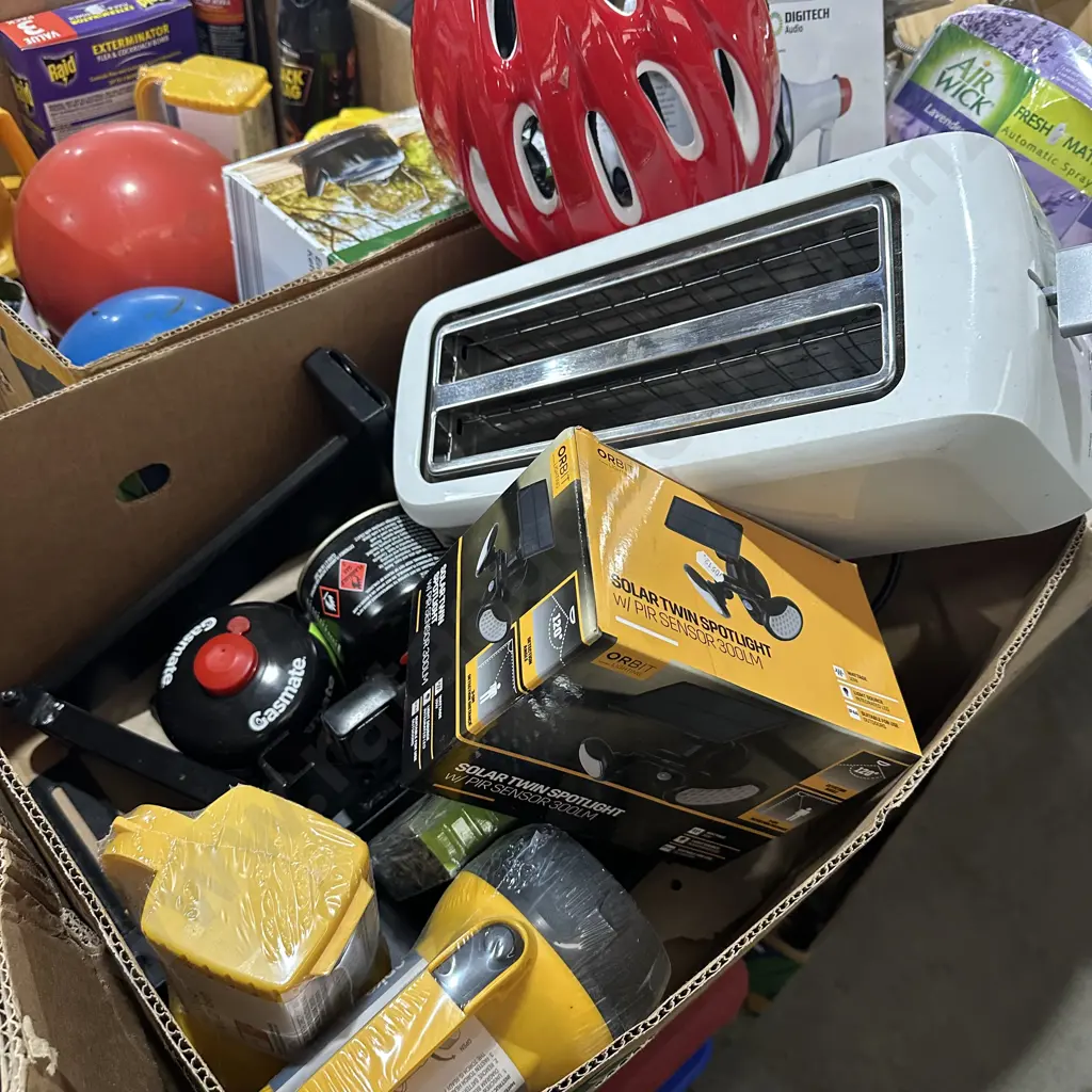 Sensor lights, toaster, torches etc Image 1++