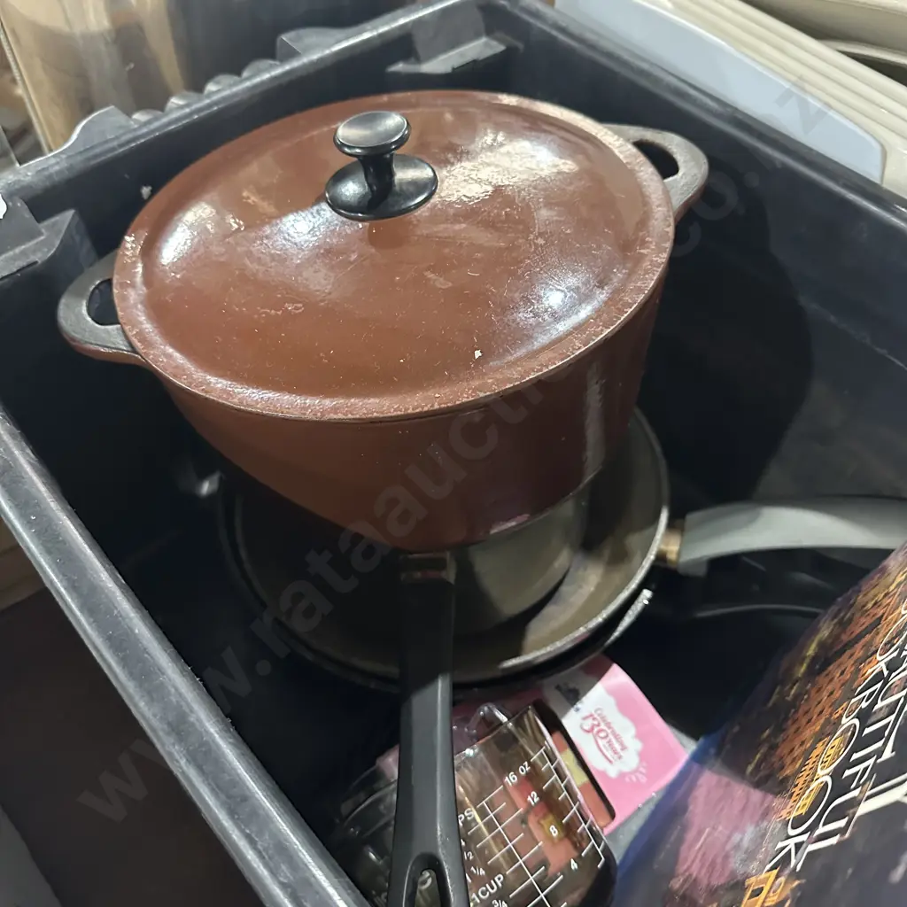 Cast pot etc Image 1++