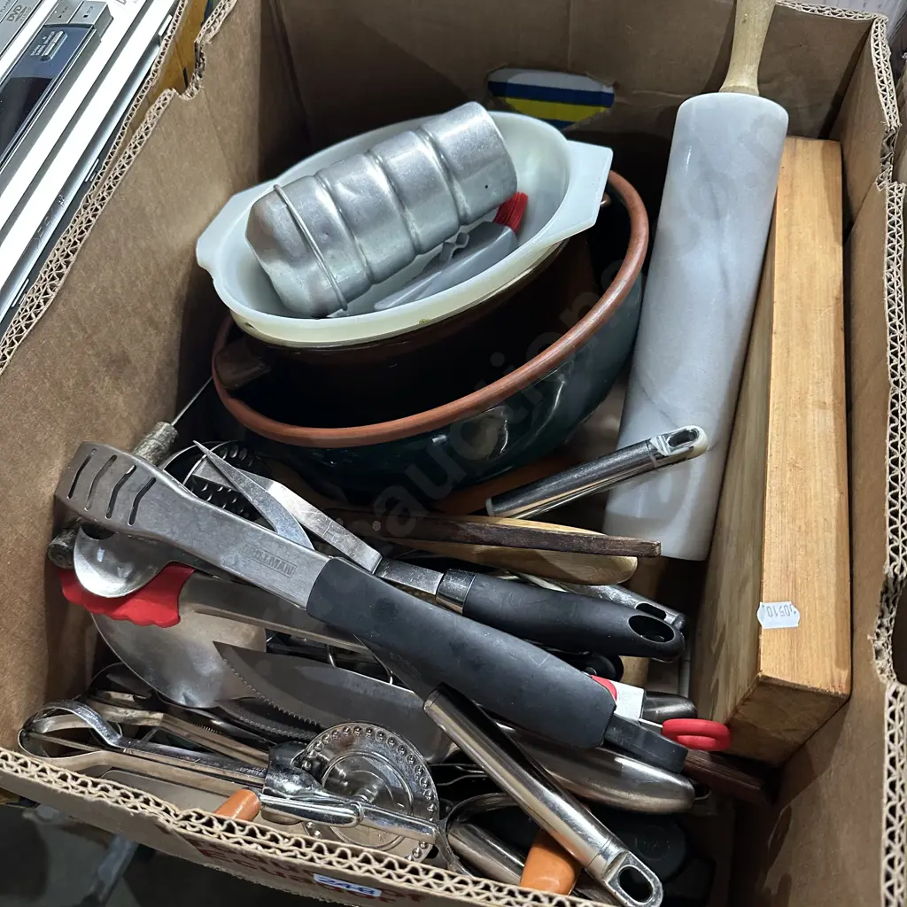 Crockery , Rimu chop board etc Image 1++