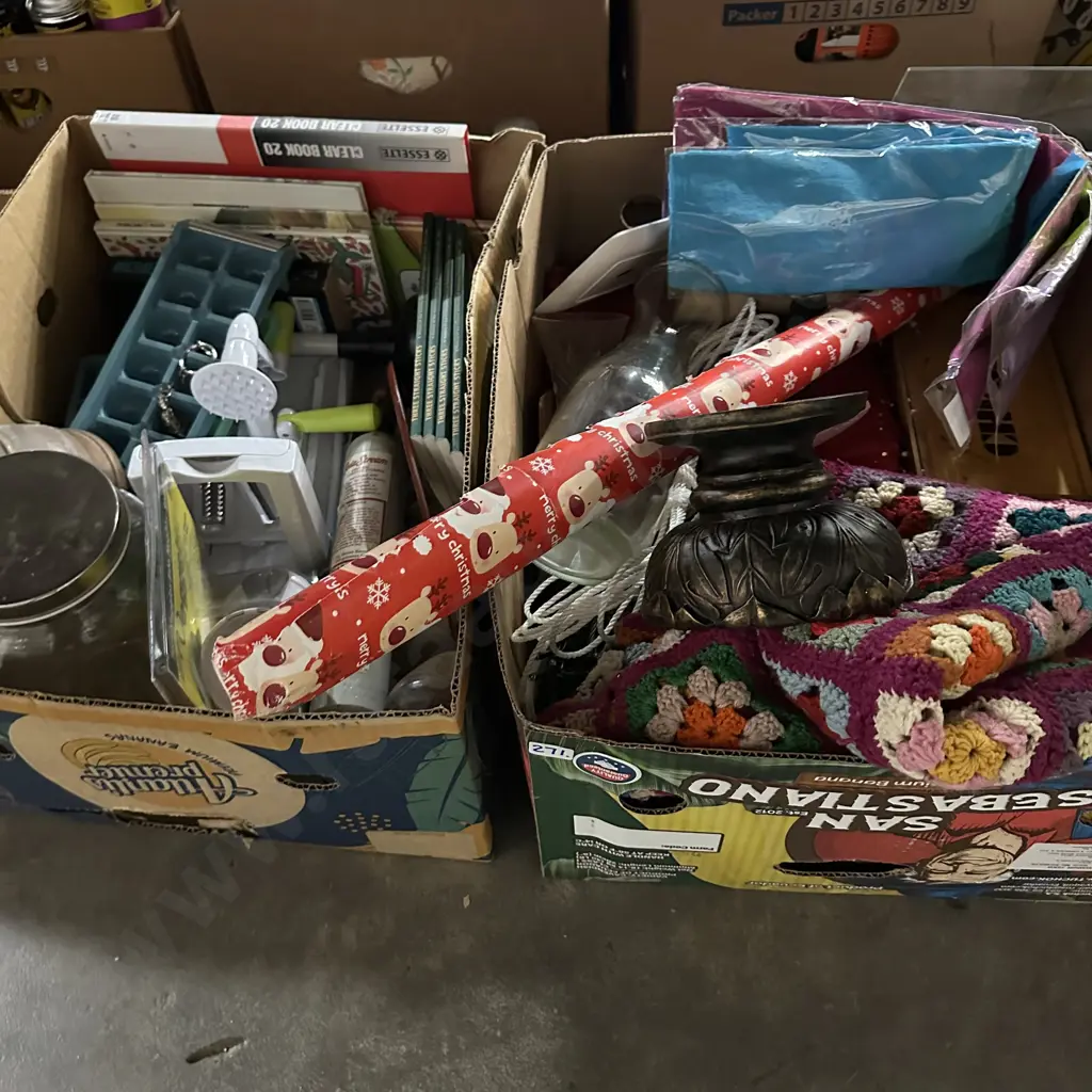 2 boxes vintage throw etc Image 1++
