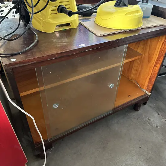 Glass cabinet