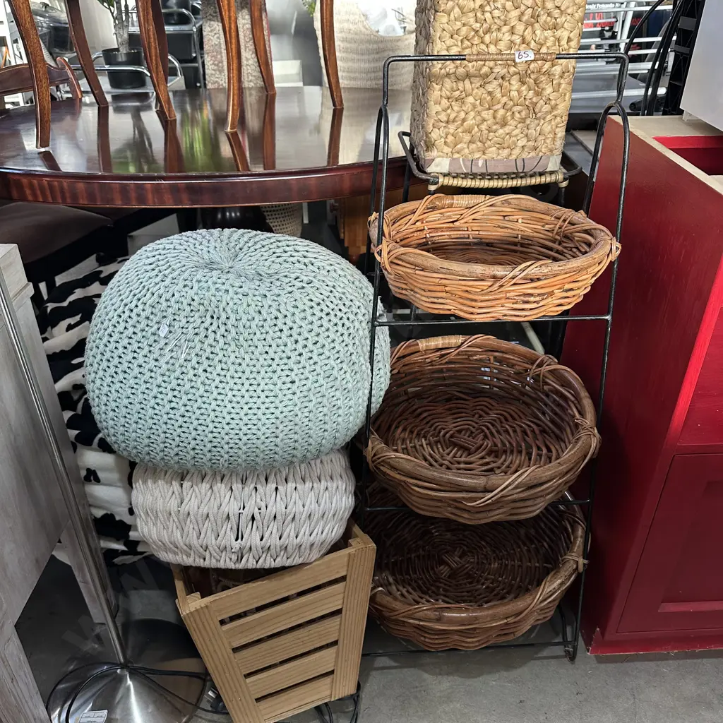 Wicker stand, stool, basket, side table Image 1++