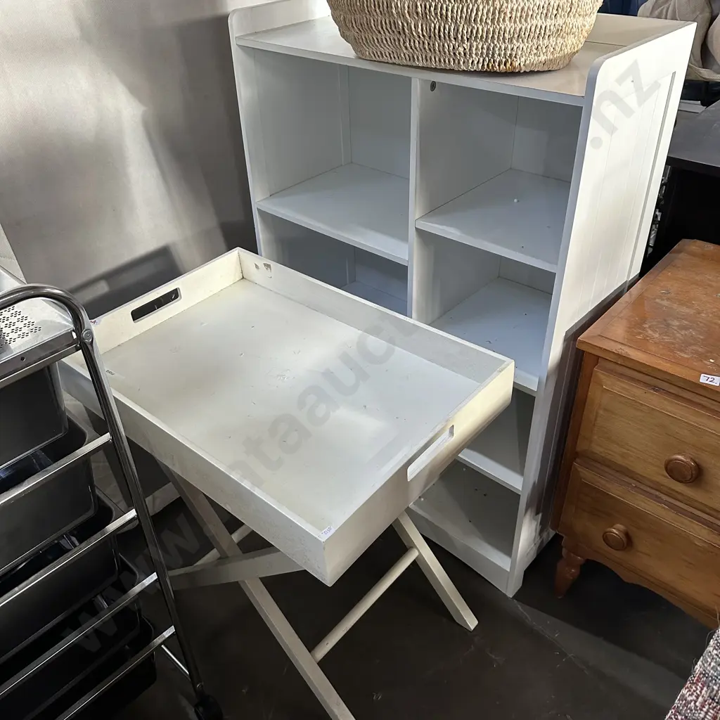 Bookcase and tray Image 1++