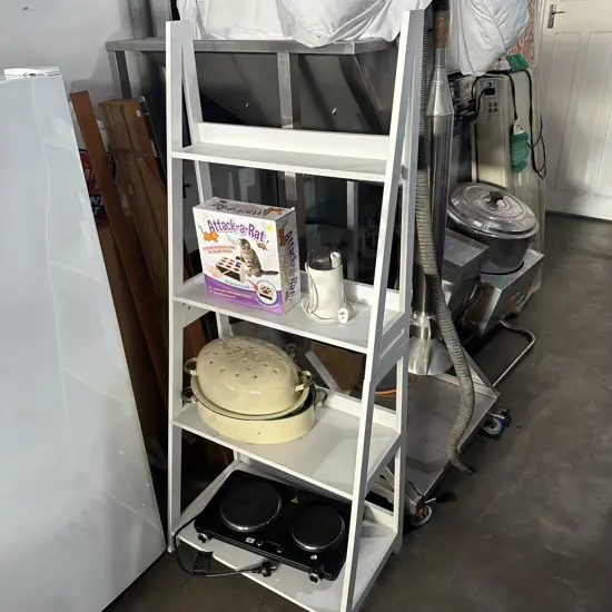 Shelf