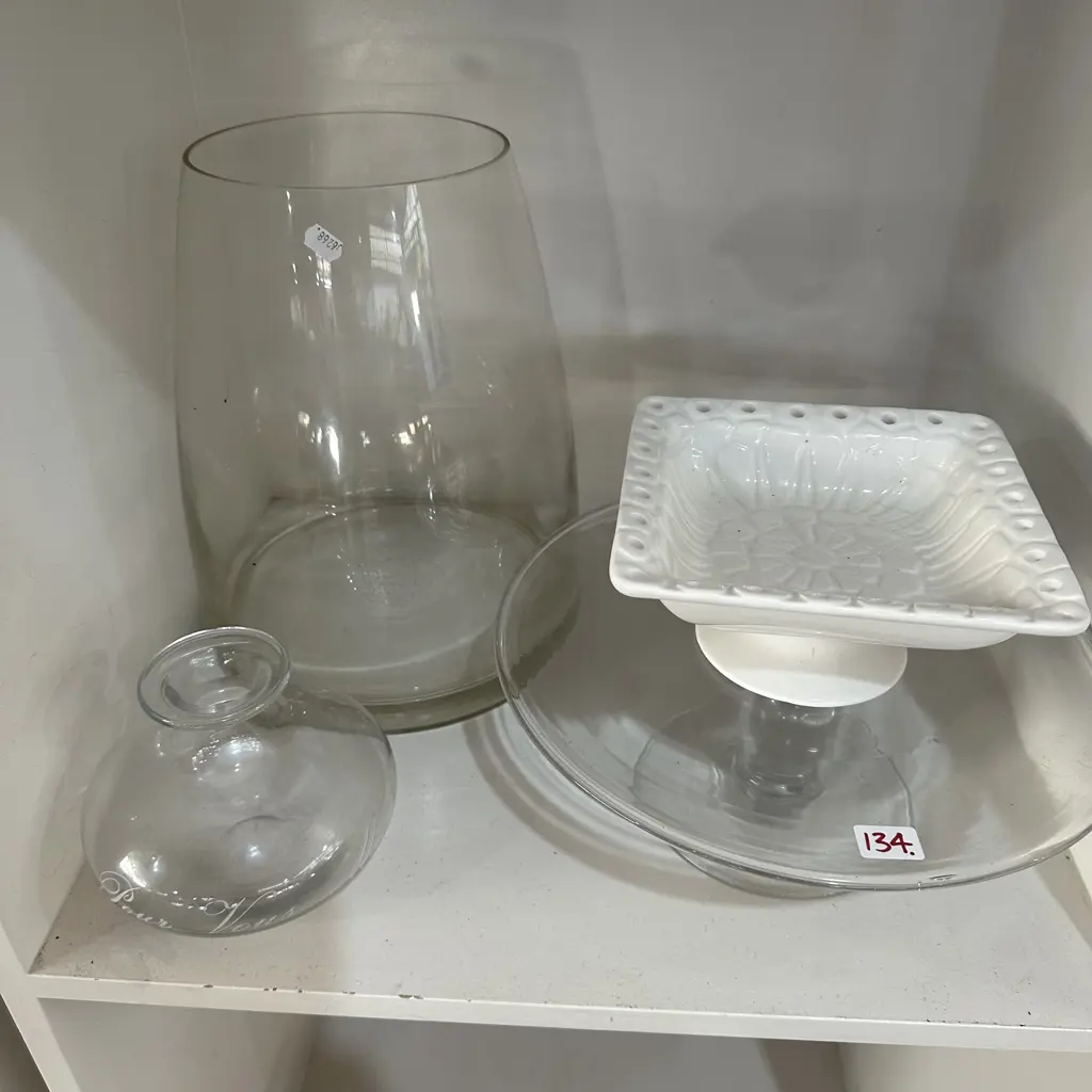 Glass vases etc Image 1++