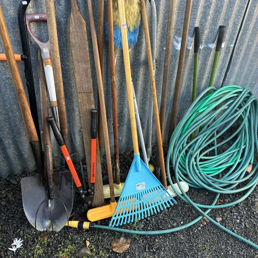Garden tools and hose Image 1++