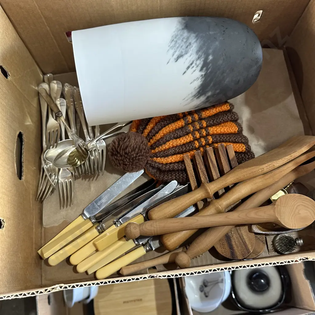 Vintage cutlery etc Image 1++