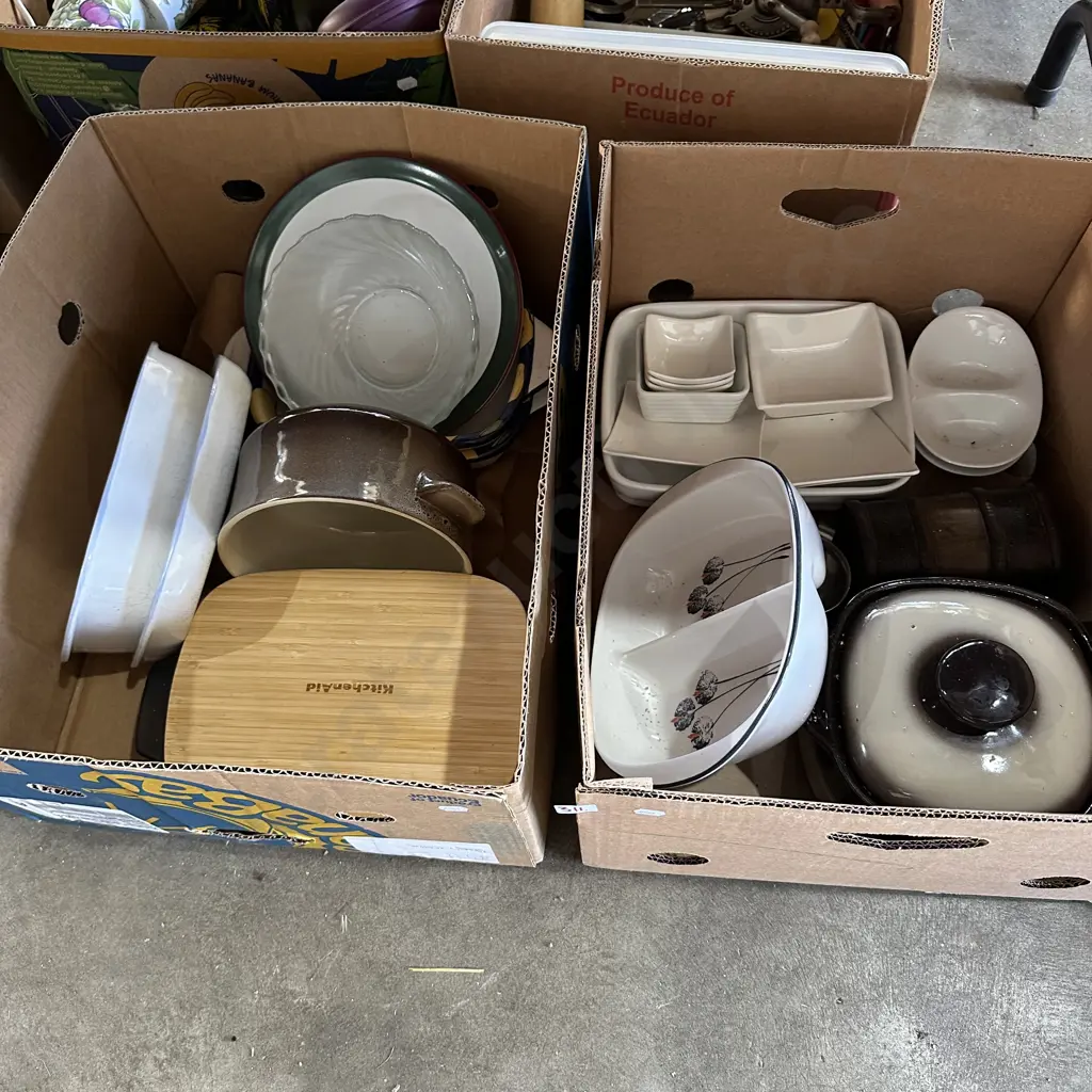 2 box pottery Image 1++
