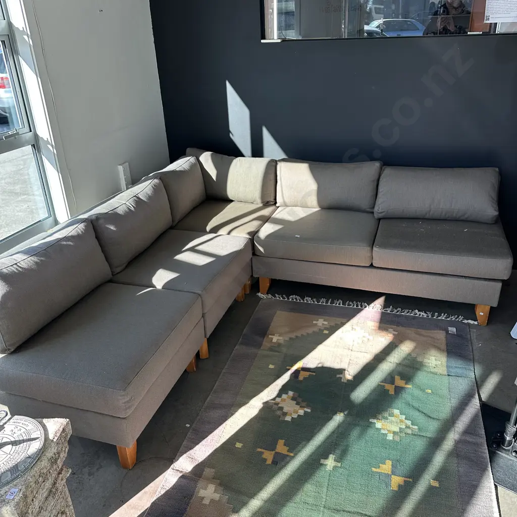 Corner suite Image 1++