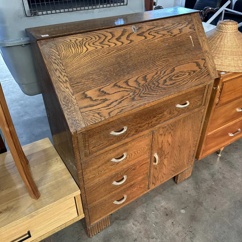 Oak drop front desk Image 1++