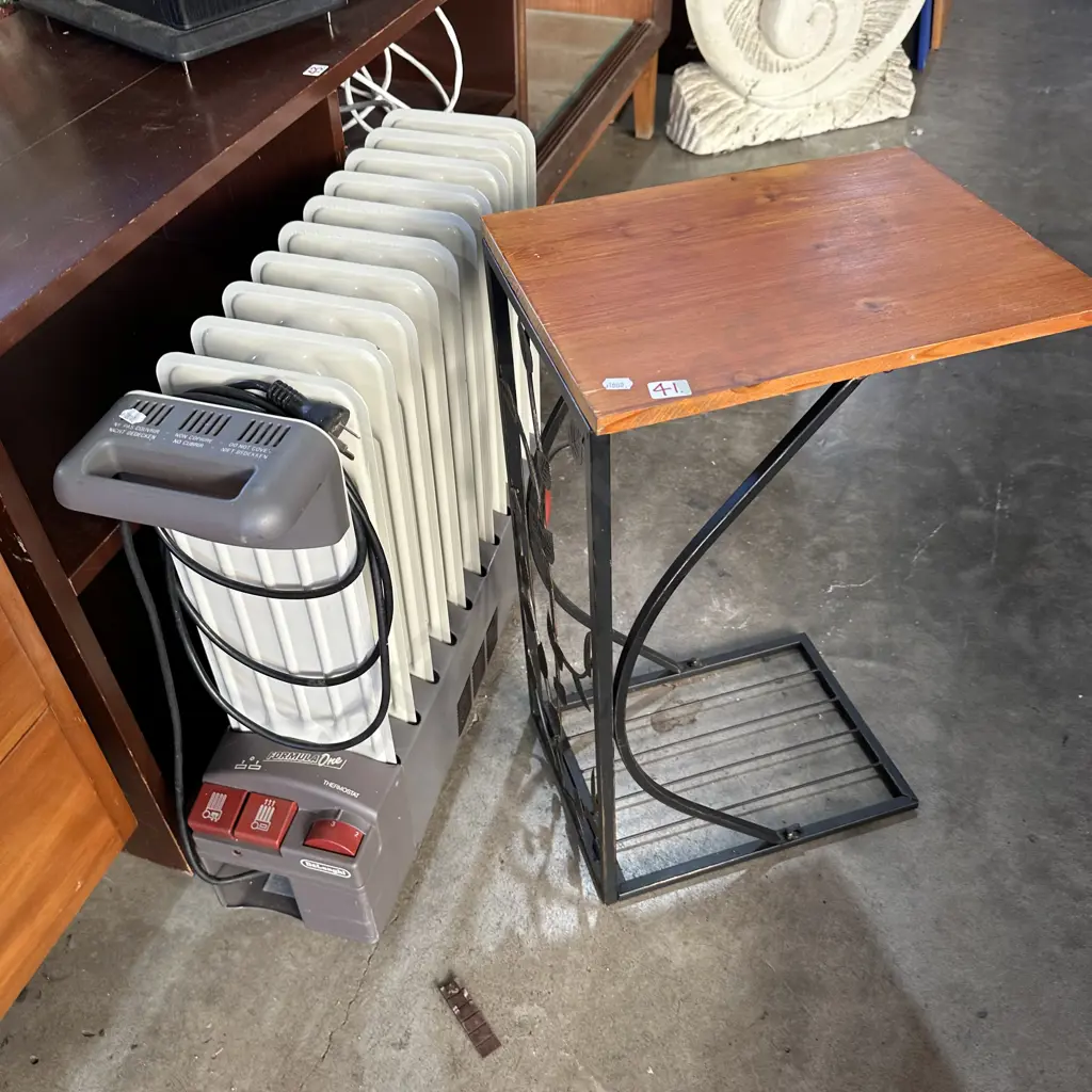 Heater and side table Image 1++