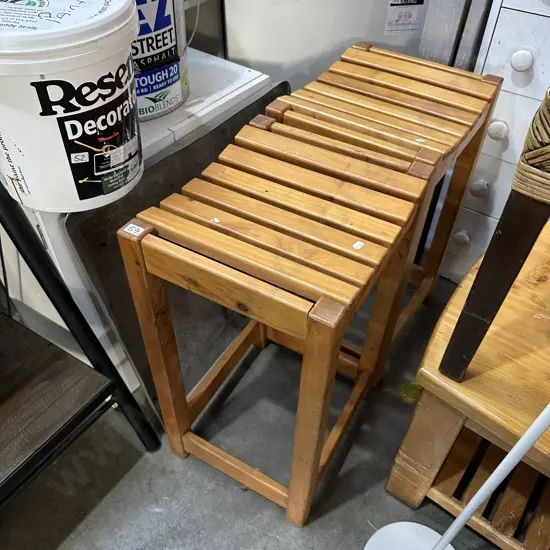 Pr bar stools