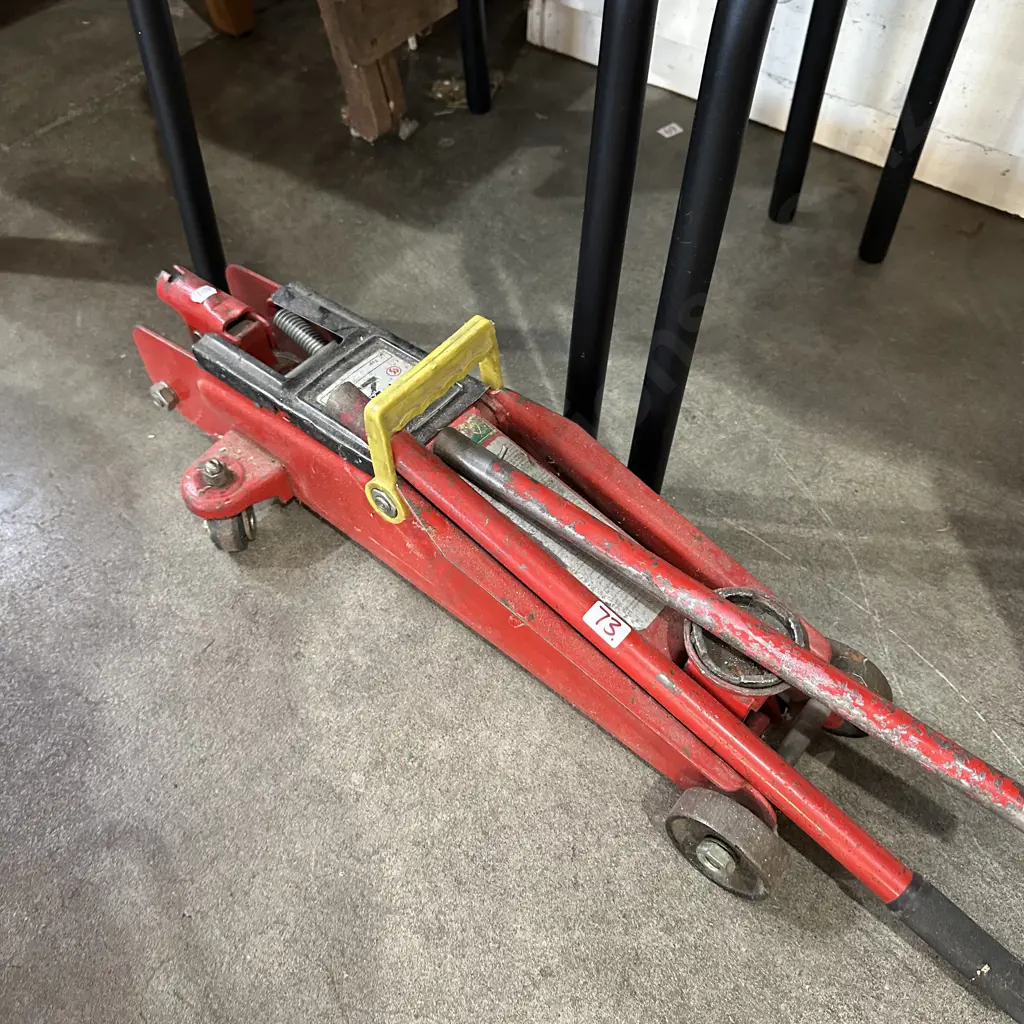 trolley jack Image 1++