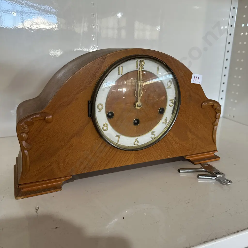 Mantle clock Image 1++