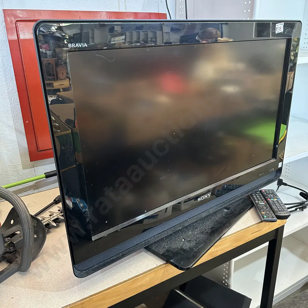 Sony 32inch with remote Image 1++