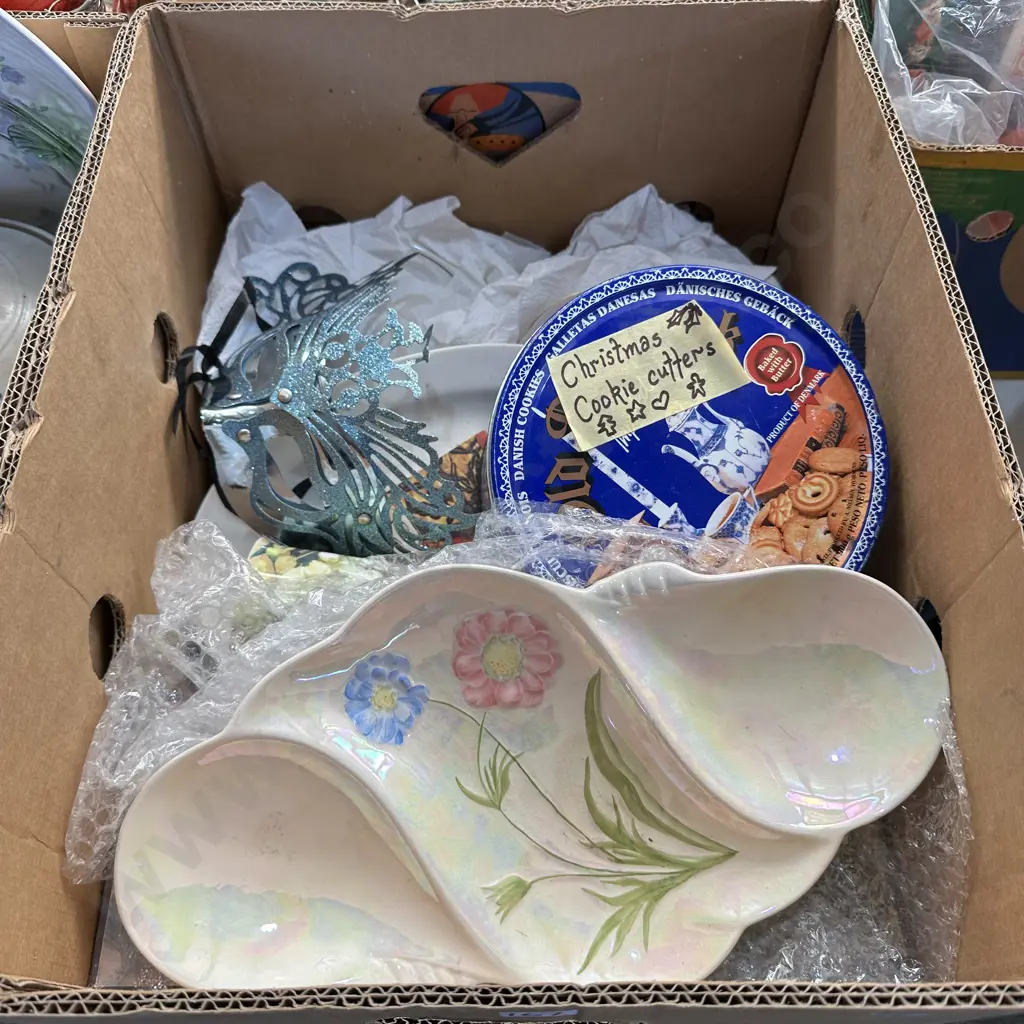 2 x boggy boards and box Collectables etc Image 1++