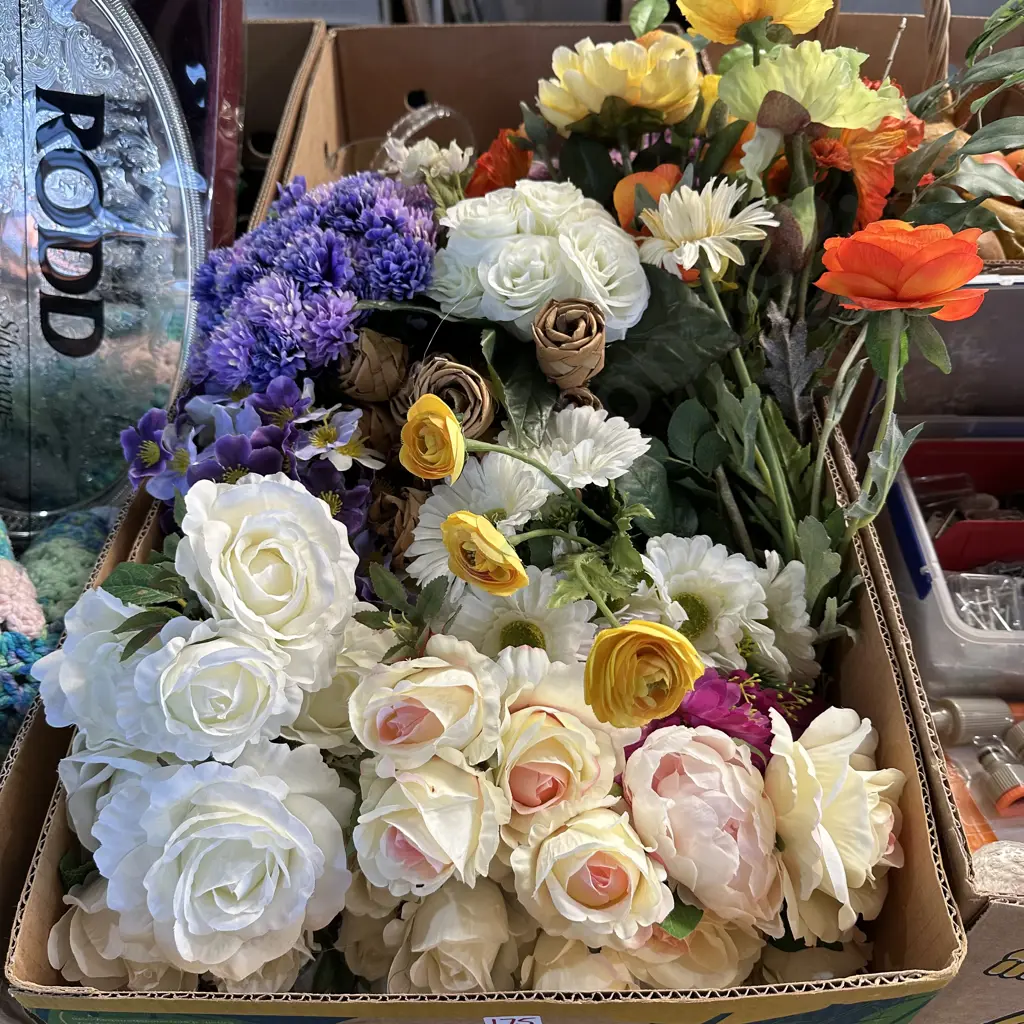 Plastic flowers Image 1++