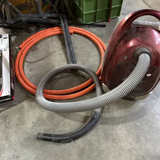 vac and pipe