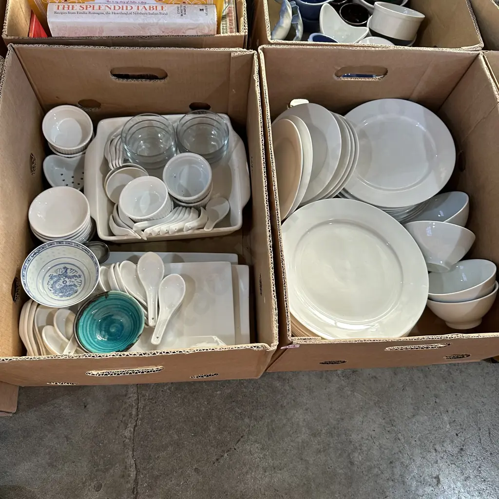 2 box crockery Image 1++