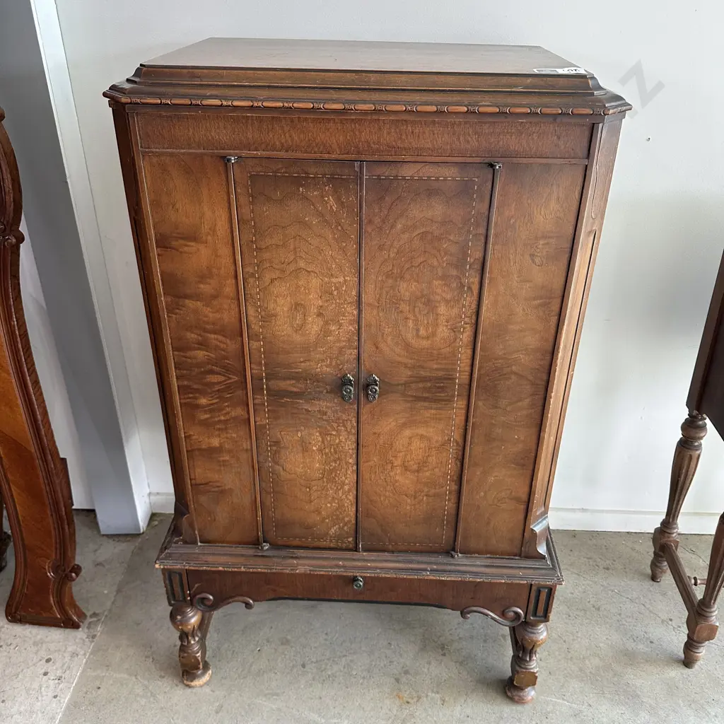 Cabinet radio as is Image 1++