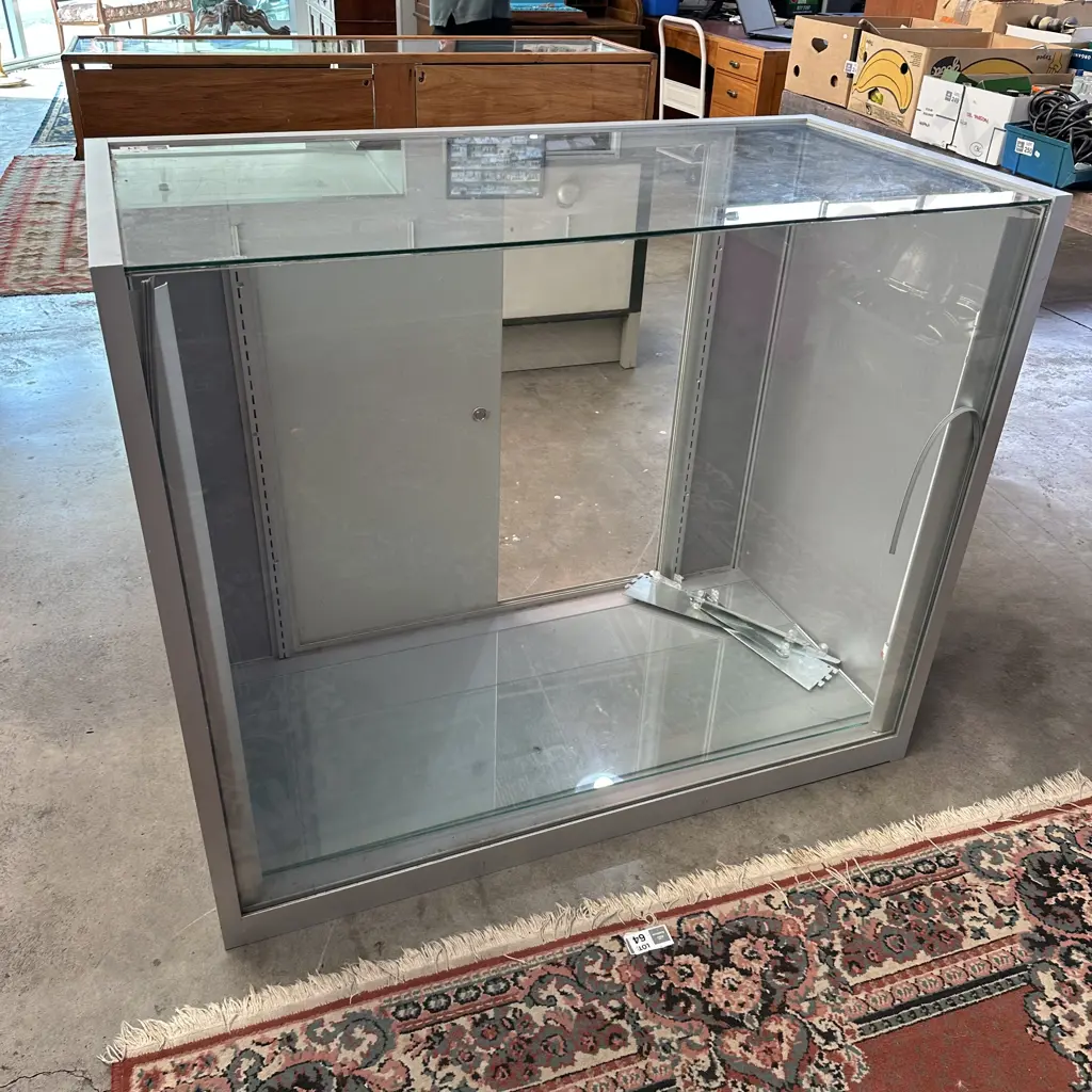 Shop display cabinet Image 1++