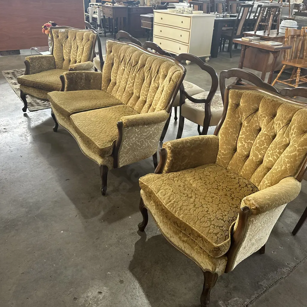 Vintage 3pc suite Image 1++
