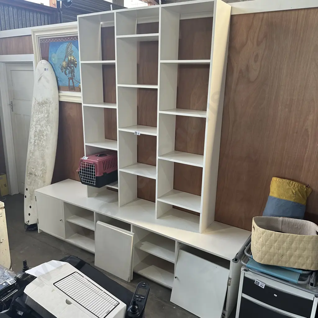 Bookshelf plus wine rack Image 1++