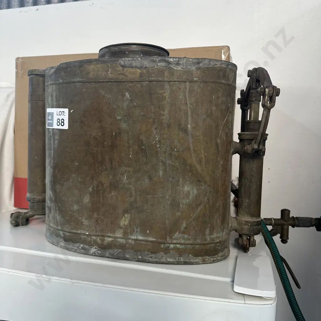 Brass  napsack sprayer as is Image 1++