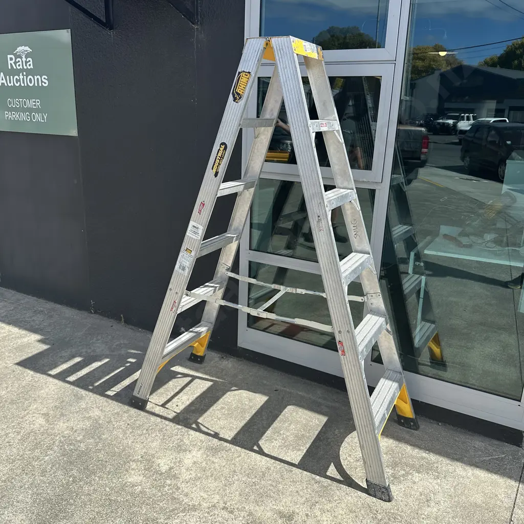 Alum double side ladder Image 1++